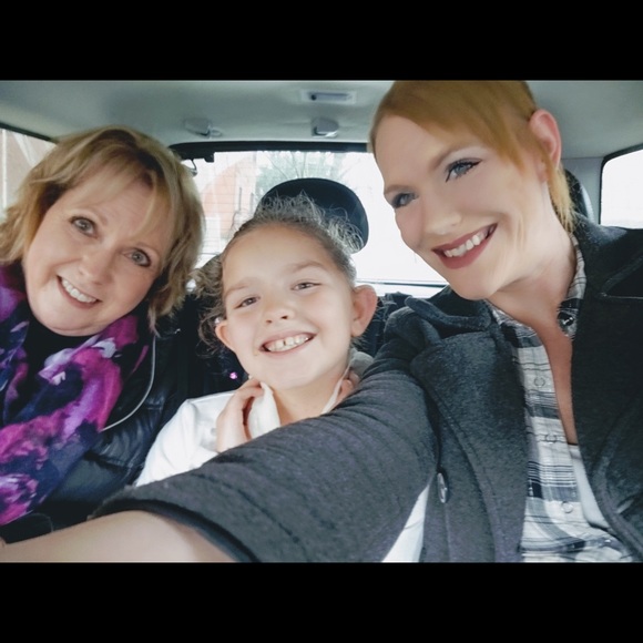 Meet your Posher, Kelli - Picture 16 of 16